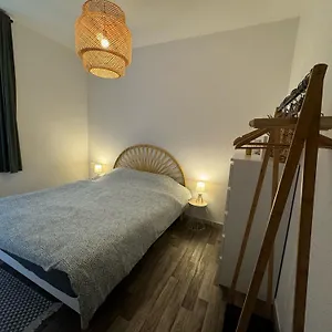Appartement T2 Centre Ville, 150m Du Lac, Parking - Thermes, Évian-les-Bains